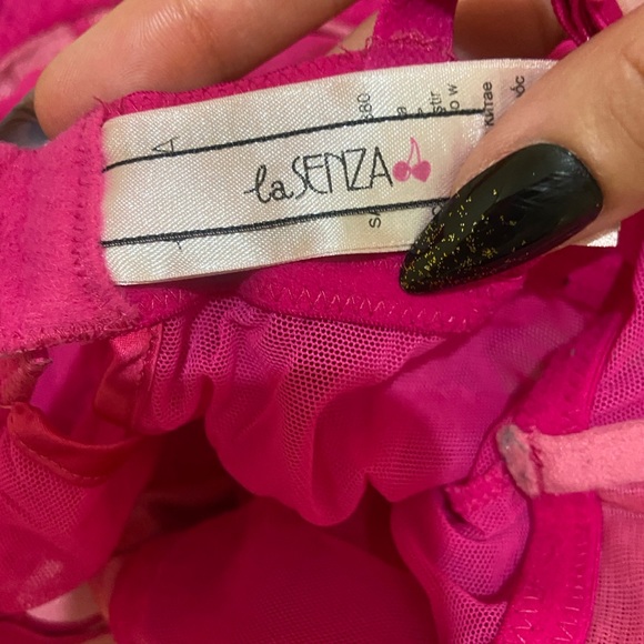 La senzas Pink lingerie top/clown top💋 - Picture 3 of 3